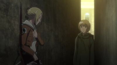 Shingeki No Kyojin E23 - Sonrisa. Redada en el distrito Trost (1)