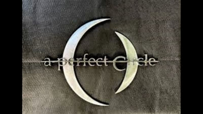 A_Perfect_Circle-2000-04-20-Indianapolis,_IN._(Conseco_Fieldhouse)