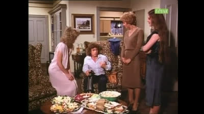 Huit ça suffit (1977) French S4E27 La nuit des lauréats.